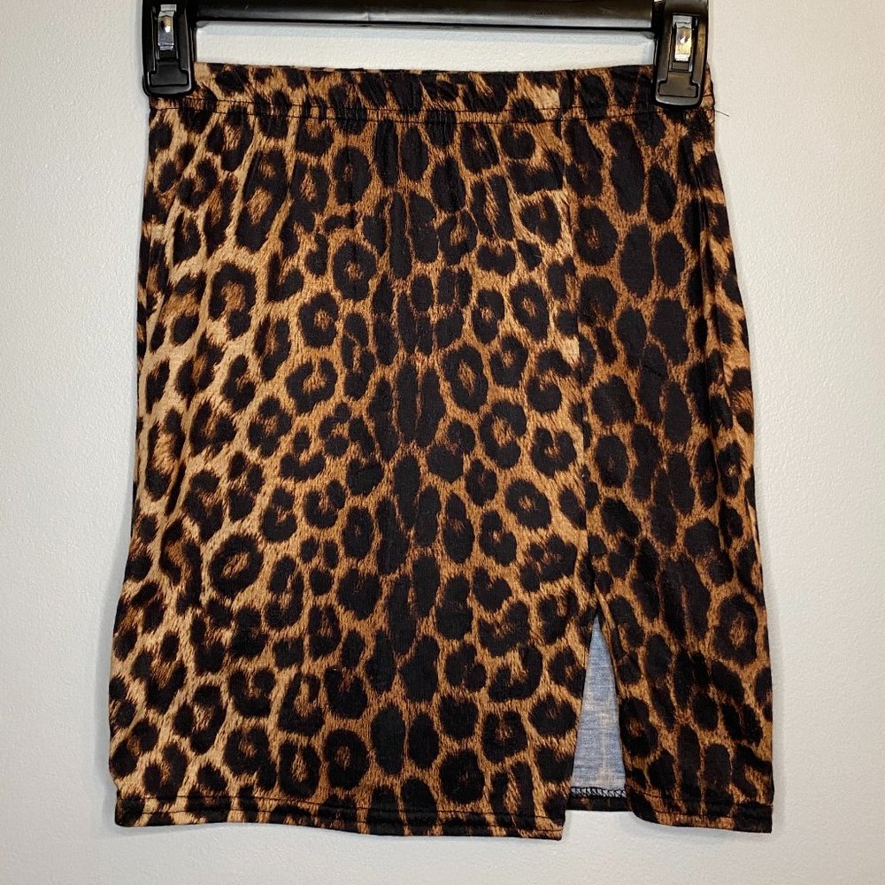 NASTYGAL Mini Leopard Print Skirt with Front Slit